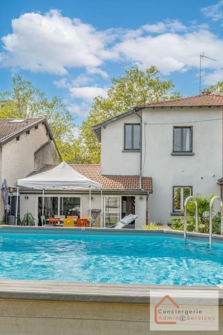 Maison A Lyon Parilly Avec Piscine, Jardin, Parking Prive & Proche Eurexpo Vénissieux Exteriör bild
