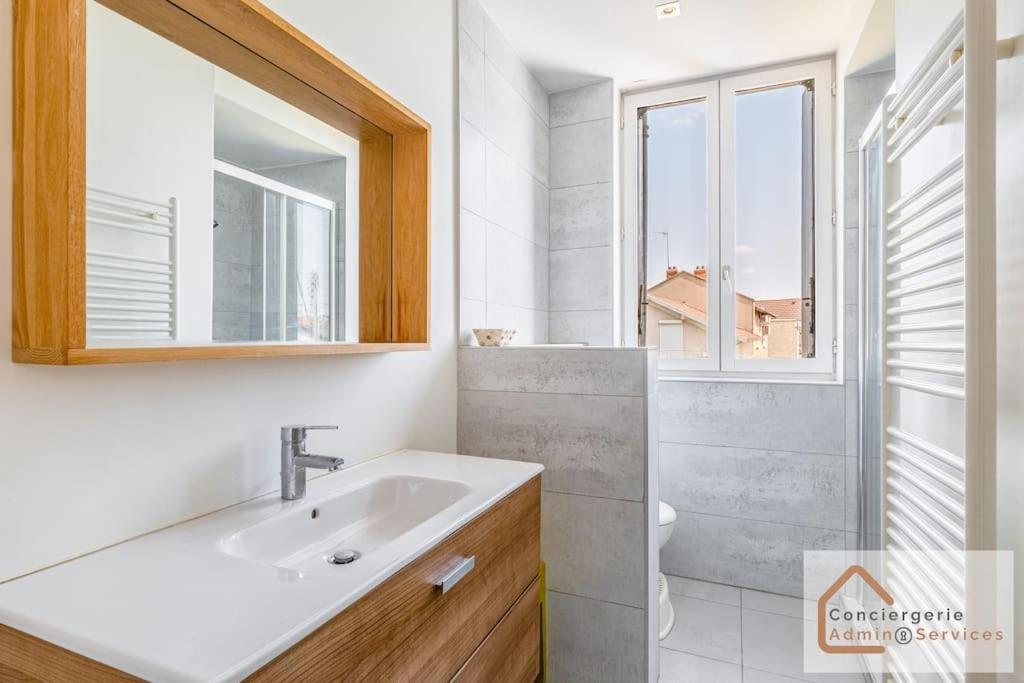 Maison A Lyon Parilly Avec Piscine, Jardin, Parking Prive & Proche Eurexpo Vénissieux Exteriör bild